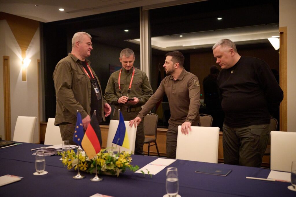 Президент України - Японія